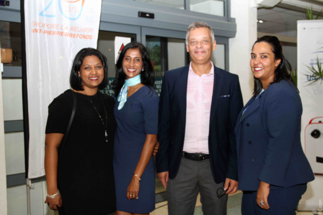Nathalie Ajaguin, Natacha Latchimy, Robert Bourquin et Zaahedah Ghaled , quatre «mousquetaires» de Air Mauritius Réunion