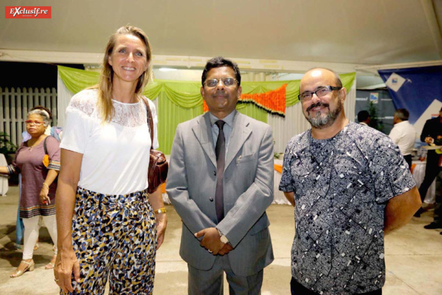 Nathalie Kibicek, Conseillère diplomatique adjointe auprès du Préfet, Babu Paul, Consul Général de l'Inde, et David Leon Gimenez, vice-consul honoraire d’Espagne Nathalie Kibicek, Conseillère diplomatique adjointe auprès du Préfet, Babu Paul, Consul Général de l'Inde, et David Leon Gimenez, vice-consul honoraire d’Espagne