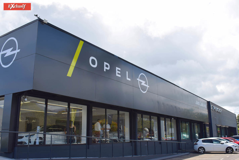 Opel et Peugeot sont situées côte à côte au Chaudron