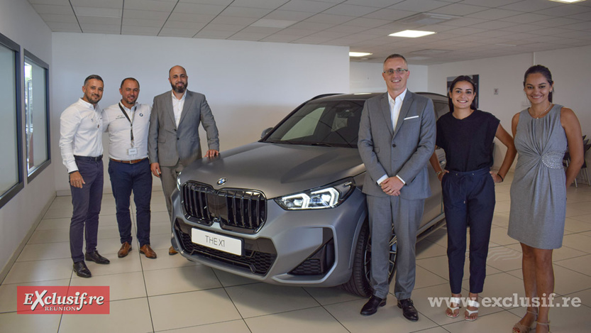 L'équipe Leal Réunion devant le nouveau BMW X1