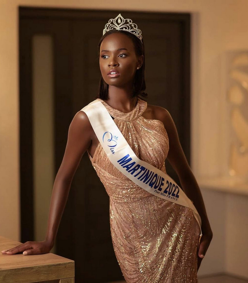 Miss Martinique 2022 repérée par Yves Saint Laurent