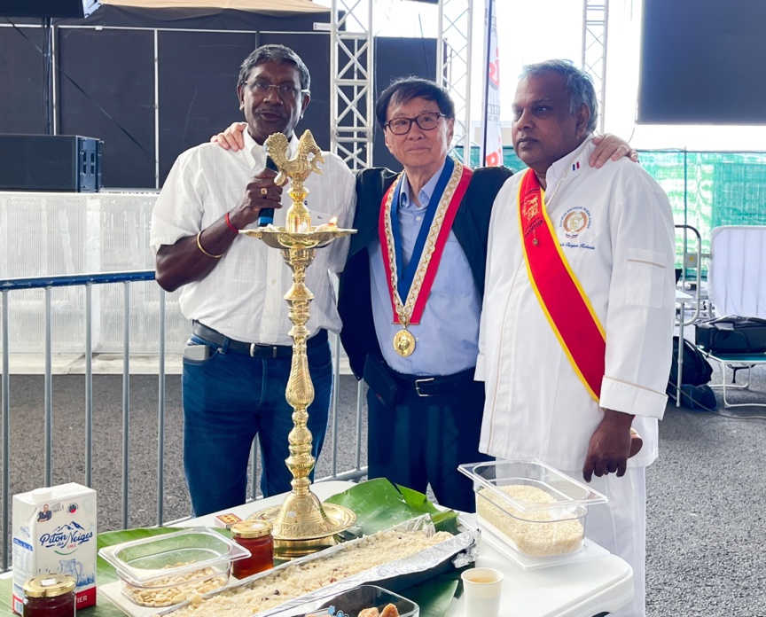 André Thien Ak Koon, maire du Tampon, peut être fier: 300 000 visiteurs et 3 records du monde pour Miel Vert 2023 André Thien Ak Koon, maire du Tampon, peut être fier: 300 000 visiteurs et 3 records du monde pour Miel Vert 2023