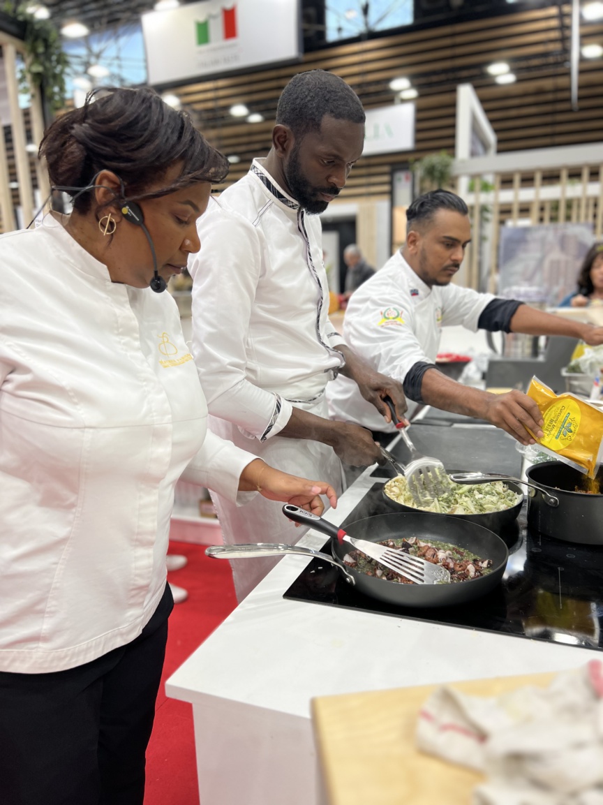 Les Réunionnais Julien Leveneur, champion de France 2022 du dessert, Valérie Gourreau, championne de France 2022 de pizza dessert, et Thierry Gourreau, jury au championnat de France de la Pizza Napolitaine, ont également participé à quelques animations