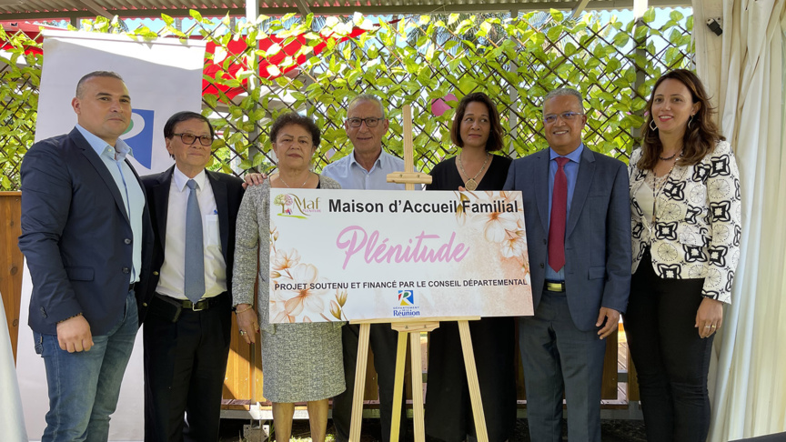 Olivier Dubard, André Thien Ah Koon, Augustine Romano, Dominique Gonthier, et Laurence Mondon, conseillers dépértementaux, Cyrille Melchior, et Florence Dubard Olivier Dubard, André Thien Ah Koon, Augustine Romano, Dominique Gonthier, et Laurence Mondon, conseillers dépértementaux, Cyrille Melchior, et Florence Dubard