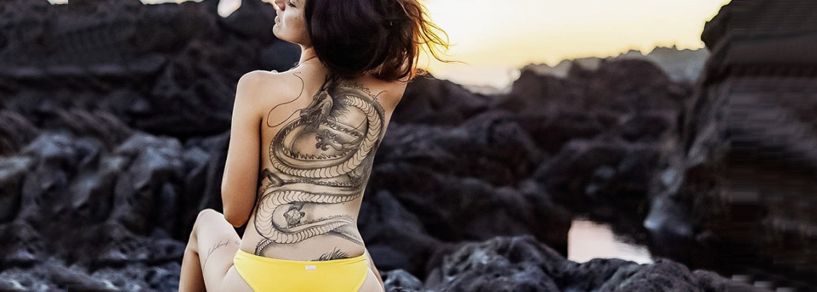 Tiphaine Boyer, tatouée, désignée Ink Girl Réunion 2019