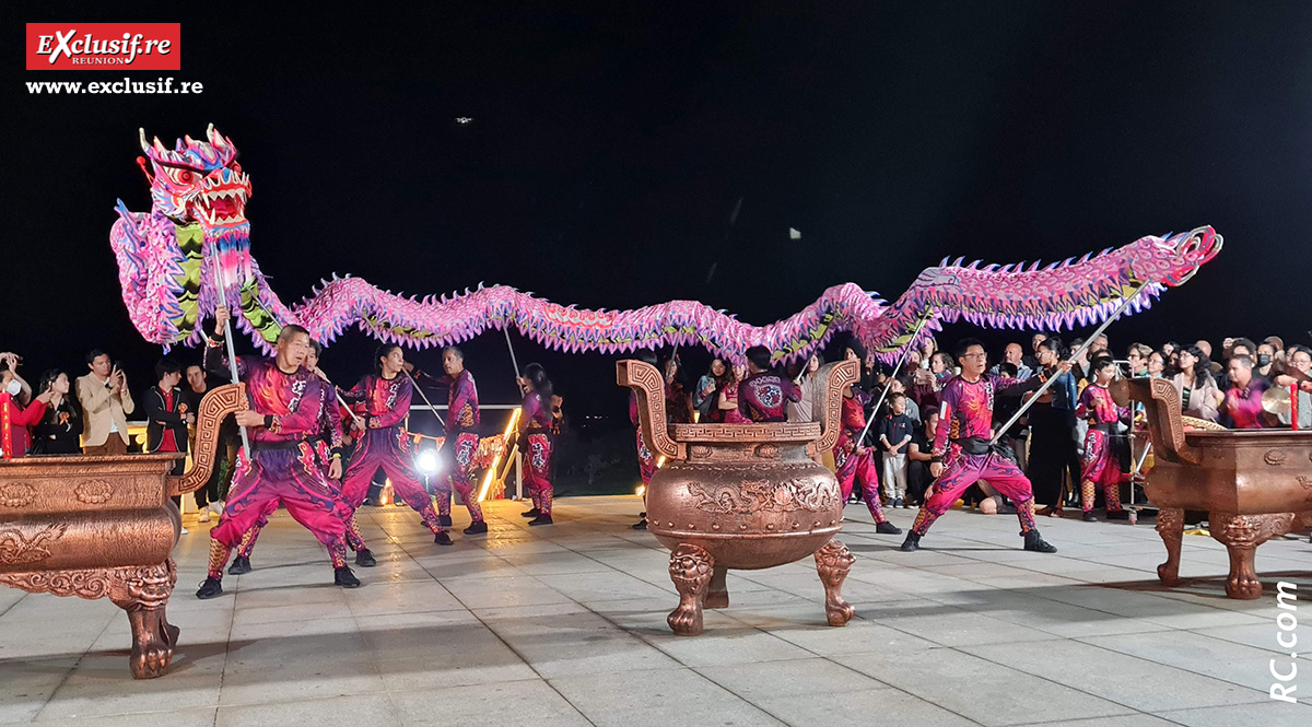 Le dragon de Ping Sheng en ouverture des festivités au temple de Terre-Sainte