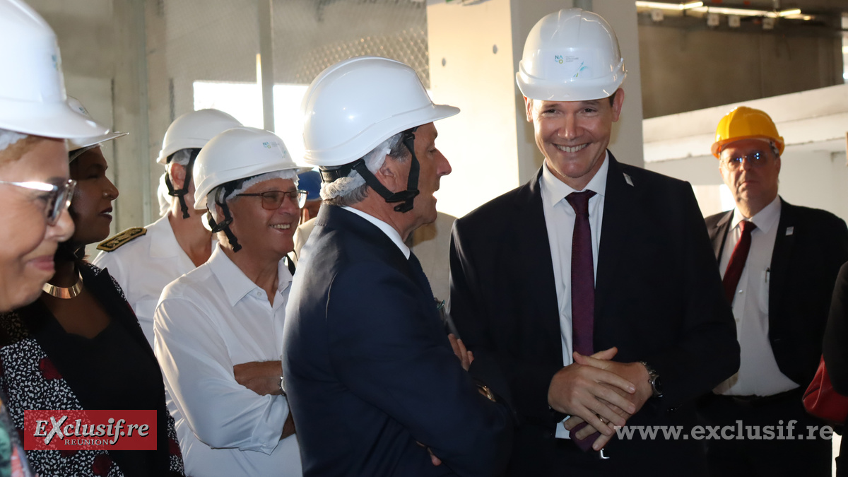 Le ministre accueilli par Guillaum Branlat, président de l'Aéroport Roland Garros