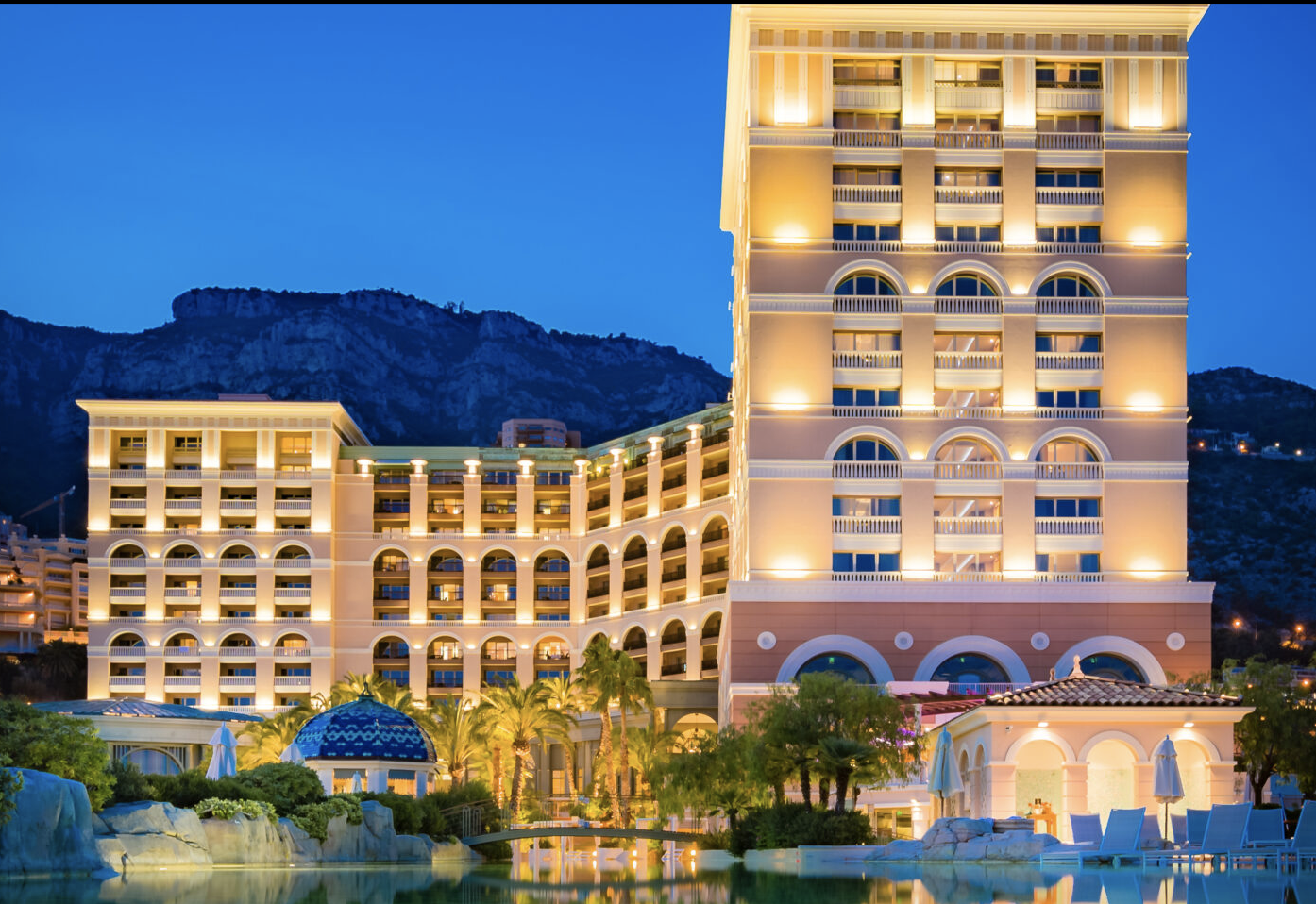 Le luxueux hôtel Monte-Carlo Bay Resort & Spa (5 étoiles) accueillera les invités, les candidat.e.s et partenaires de l’évènement