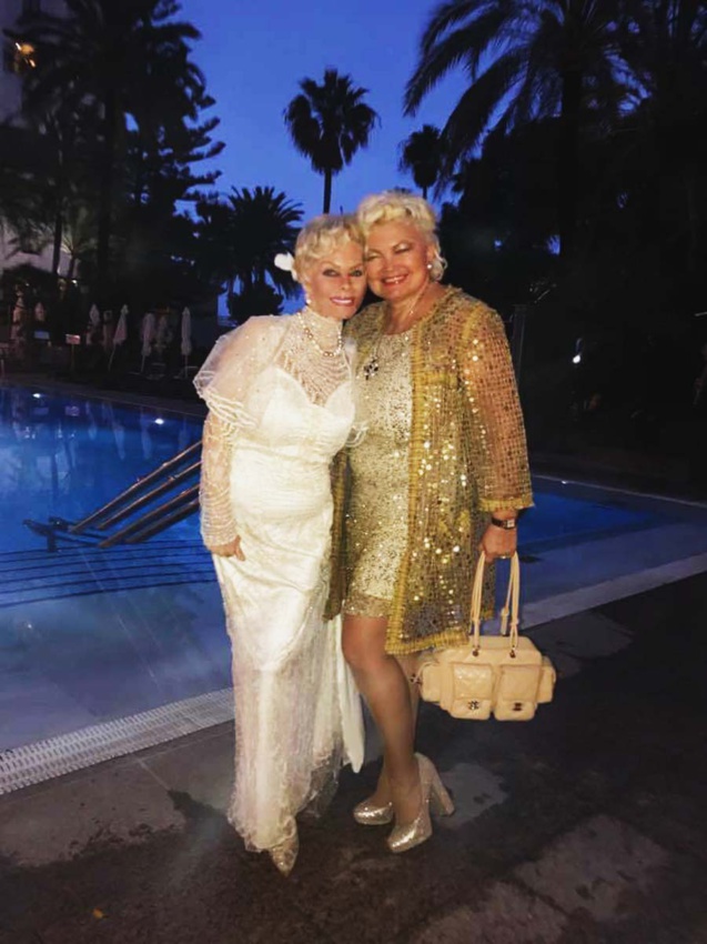 Martine Mangué, alias Samantha Miller, s'est mariée en Espagne Martine Mangué, alias Samantha Miller, s'est mariée en Espagne