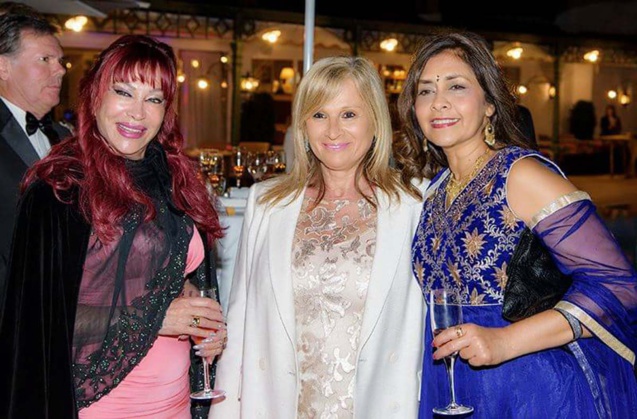 Martine Mangué, alias Samantha Miller, s'est mariée en Espagne Martine Mangué, alias Samantha Miller, s'est mariée en Espagne