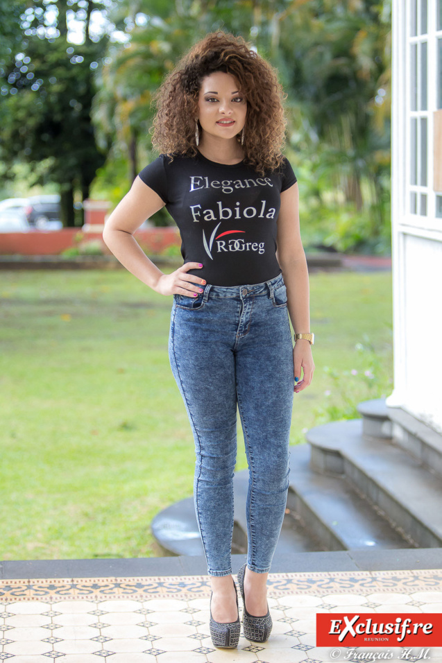 N°1: Fabiola Maranhao N°1: Fabiola Maranhao