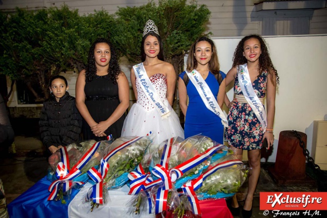 La Reine de l'Entre Deux 2016 et ses dauphines La Reine de l'Entre Deux 2016 et ses dauphines