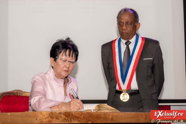 5 nouveaux Citoyens d'honneur à Saint-Denis 5 nouveaux Citoyens d'honneur à Saint-Denis