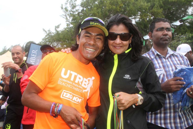 Sangé Sherpa et Arianne Bellepeau, une des chevilles ouvrières de l’organisation de l’UTRB Sangé Sherpa et Arianne Bellepeau, une des chevilles ouvrières de l’organisation de l’UTRB