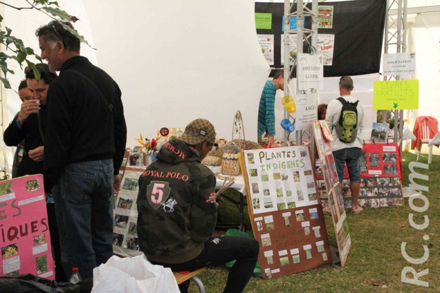 Succès du Salon des Associations à Saint-Pierre Succès du Salon des Associations à Saint-Pierre