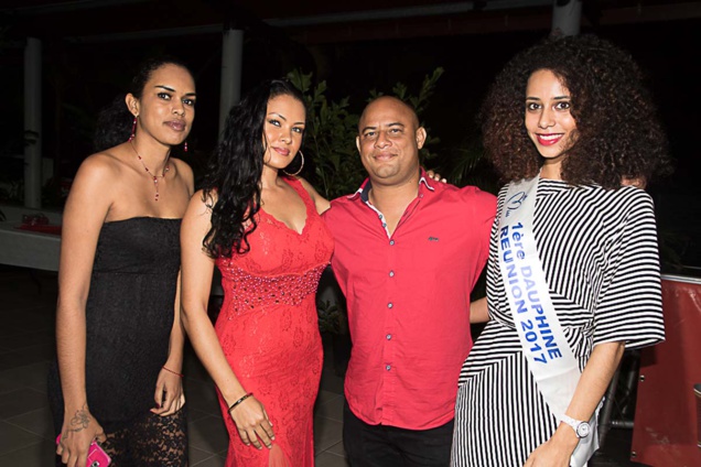 Raïssa, Christie, Christie et Lyna (apparemment Christie est un prénom féminin et masculin!)