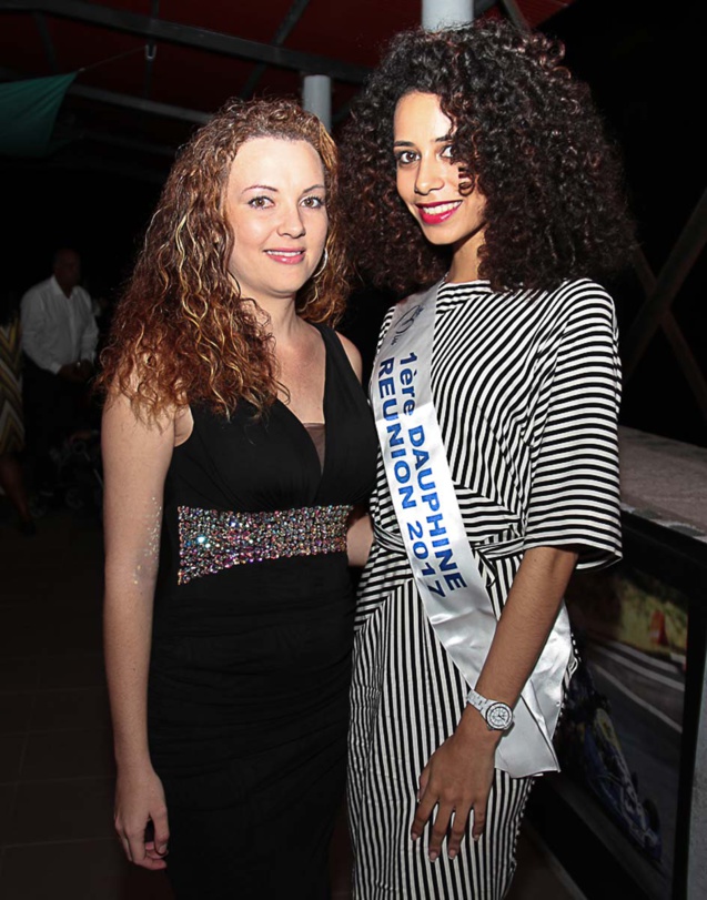 Davina Guichard, qui a organisé les défilés, et Lyna Boyer Davina Guichard, qui a organisé les défilés, et Lyna Boyer