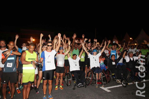 Un formidable hourra avant de partir Un formidable hourra avant de partir