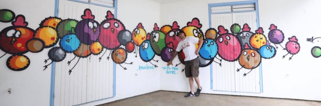 Le grapheur CEET devant son oeuvre... Le grapheur CEET devant son oeuvre...