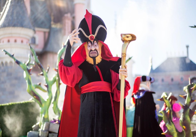 Disney Halloween: Kourtney Kardashian, Salma Hayek, Laetitia Casta sont venues