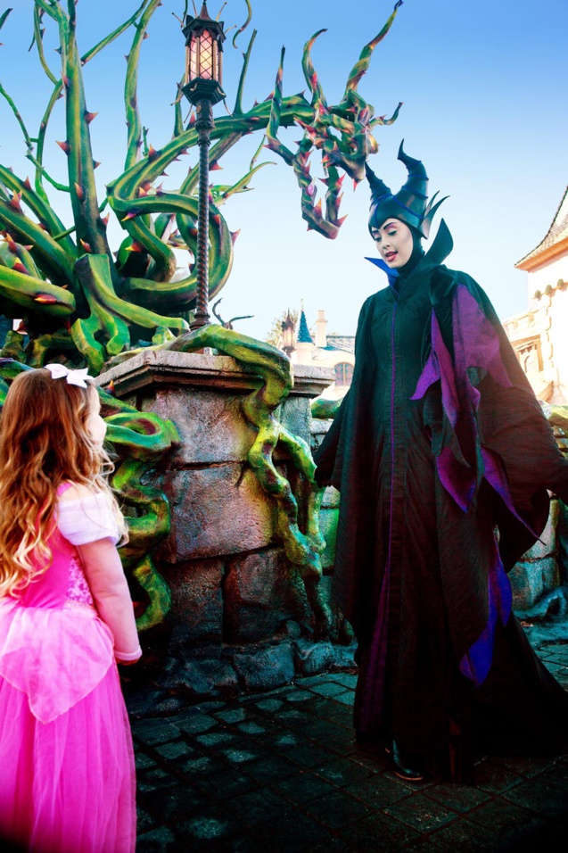 Disney Halloween: Kourtney Kardashian, Salma Hayek, Laetitia Casta sont venues
