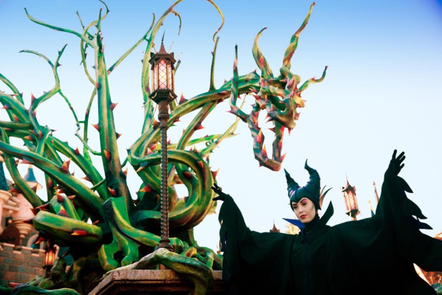 Disney Halloween: Kourtney Kardashian, Salma Hayek, Laetitia Casta sont venues