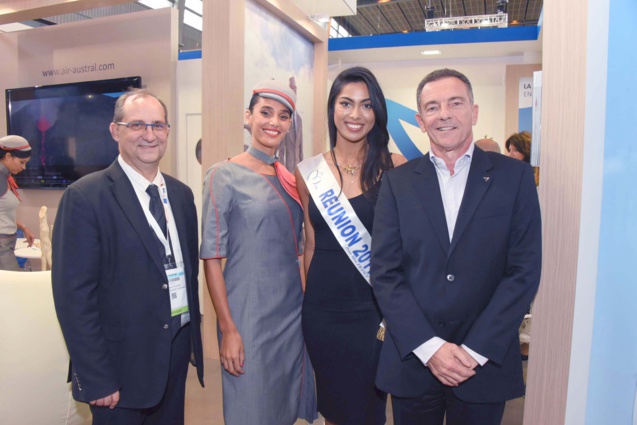 Stéphane Fouassin, président de l'IRT, Jessica Nébonne, d'Air Austral, Audrey Chane-Pao-Kan, Miss Réunion 2017,, et Jean-Marc Grazzini, directeur général d'Air Austral