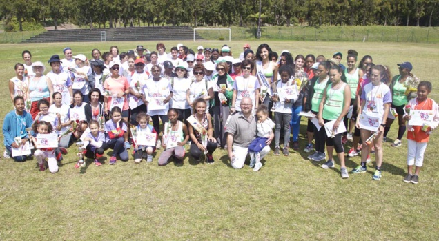 Foulées Féminines à la Plaine des Palmistes avec Azuima Issa