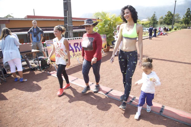 Foulées Féminines à la Plaine des Palmistes avec Azuima Issa Foulées Féminines à la Plaine des Palmistes avec Azuima Issa