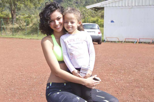 Foulées Féminines à la Plaine des Palmistes avec Azuima Issa Foulées Féminines à la Plaine des Palmistes avec Azuima Issa