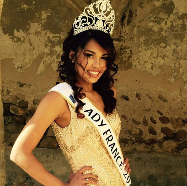 Elle a un magnifique sourire... Elle a un magnifique sourire...