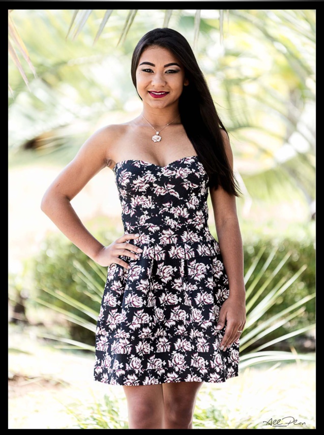 N°1: Cédrine Dargel - 19 ans - 1m65 N°1: Cédrine Dargel - 19 ans - 1m65