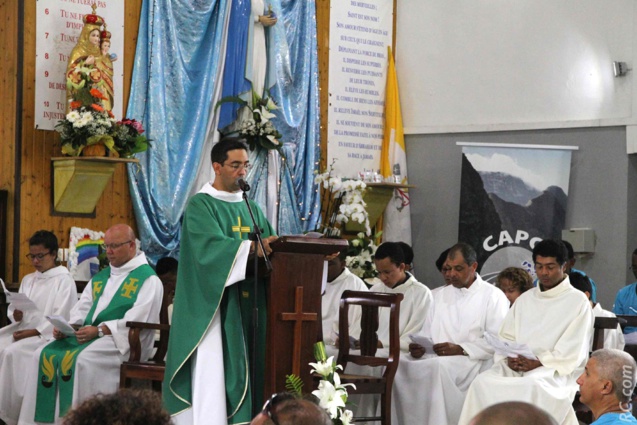 Moment de prière et de partage Moment de prière et de partage