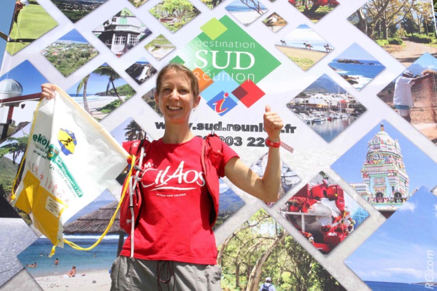 Nathalie s'attaque au Grand Raid sous les couleurs de Cilaos Nathalie s'attaque au Grand Raid sous les couleurs de Cilaos