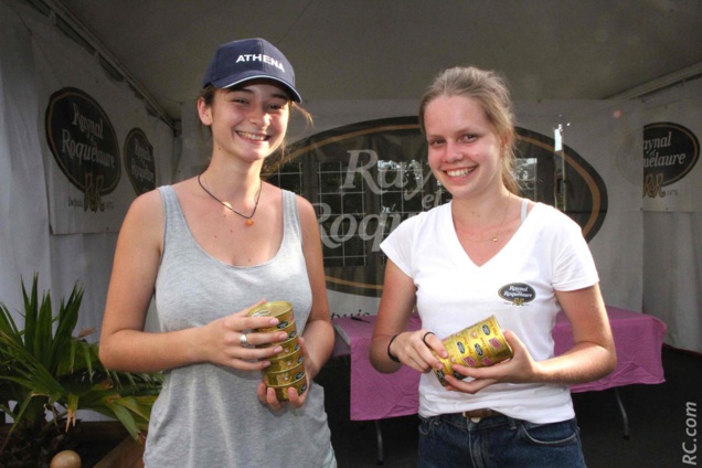 « Des boîtes de pâté, on en a distribué par milliers »