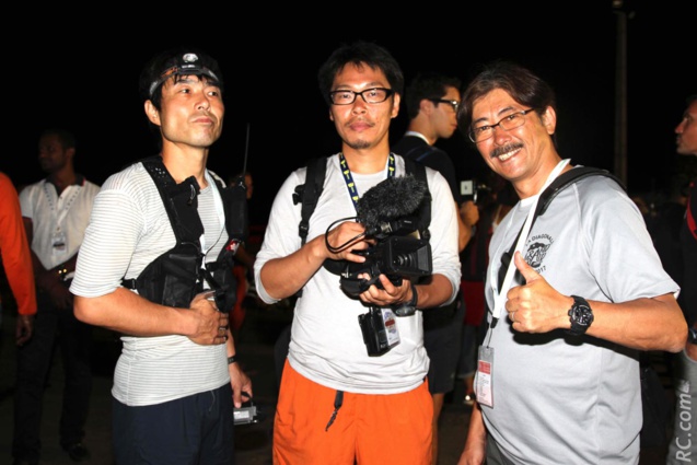 La presse nippone était présente, au sein d'une délégation de 27 personnes, coureurs y compris La presse nippone était présente, au sein d'une délégation de 27 personnes, coureurs y compris