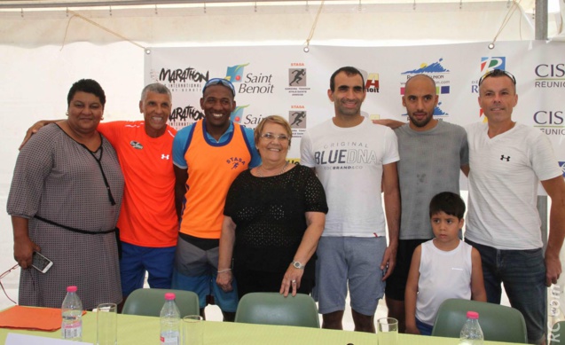 Présentation de l'évènement lors de la conférence de presse, par Monique Catala et Frédéric Samsora, président de STASA, aux côtés de Jean-Claude et Jean-Louis Prianon, de la Ligue   Réunionnaise d'Athlétisme