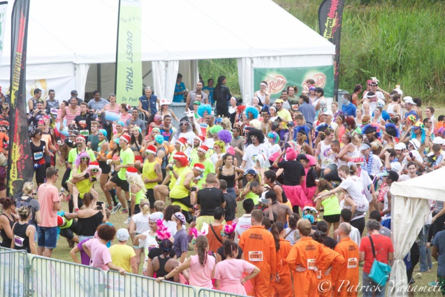 Tropica'Dingue 2017: quand les "fous" s'amusent...