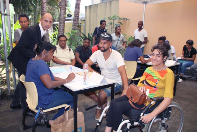Job Dating à BAC Réunion: énormément de demandes! Job Dating à BAC Réunion: énormément de demandes!