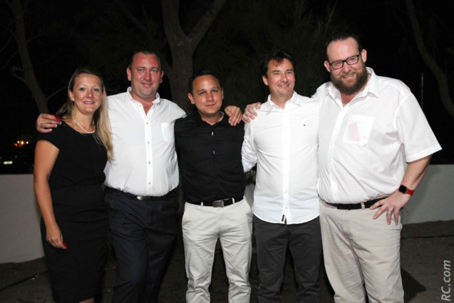 Sandrine Gillotin : Directrice Vapiano Réunion , Thomas Lacroix : Directeur opérationnel, Sébastien D'Export : Directeur restaurant Vapiano Saint-Pierre, Olivier Aggeri , propriétaire de la franchise Vapiano , Christopher Jones : Directeur Général Vapiano International Sandrine Gillotin : Directrice Vapiano Réunion , Thomas Lacroix : Directeur opérationnel, Sébastien D'Export : Directeur restaurant Vapiano Saint-Pierre, Olivier Aggeri , propriétaire de la franchise Vapiano , Christopher Jones : Directeur Général Vapiano International