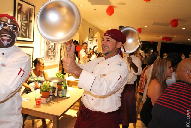 Fabrice Smith et ses amis employés de Vapiano s'en donnent à cœur joie