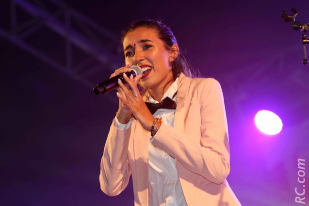 Kénaelle que le public a beaucoup apprécié sur la scène de Liberté Métisse Kénaelle que le public a beaucoup apprécié sur la scène de Liberté Métisse