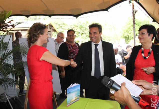 L’accueil au stand de l’île Maurice