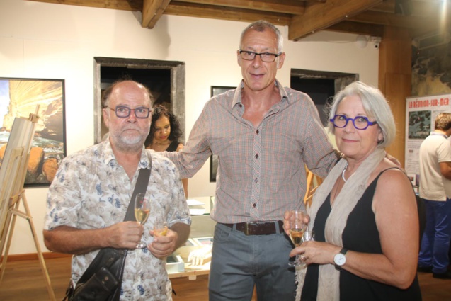 Expo: "La Réunion-Sur-Mer" à la Galerie Artefact Expo: "La Réunion-Sur-Mer" à la Galerie Artefact