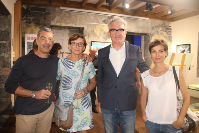 Expo: "La Réunion-Sur-Mer" à la Galerie Artefact