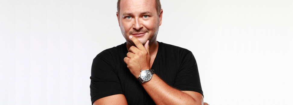 Cauet attaque NRJ en justice!
