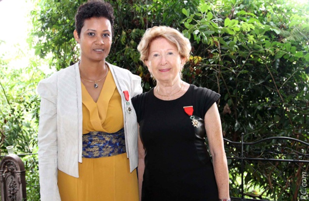 Florence Avaby et  Christine André, représentant la Société  des Membres de la Légion d'Honneur