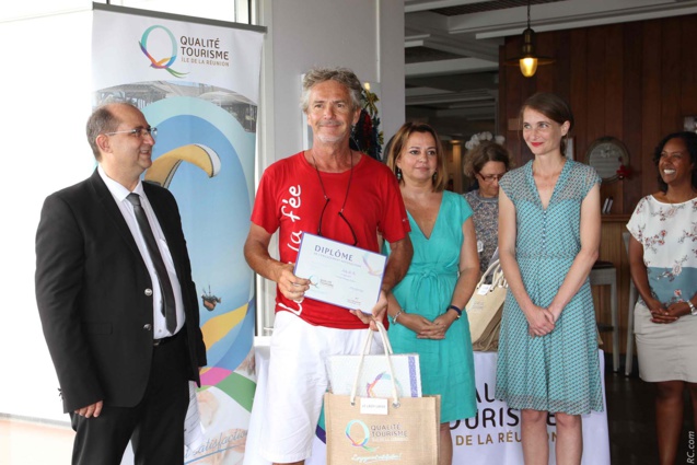 Lady Lafee vous propose des balades en mer Lady Lafee vous propose des balades en mer