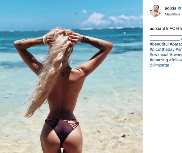 Adixia, la Marseillaise, nue à l'île Maurice!