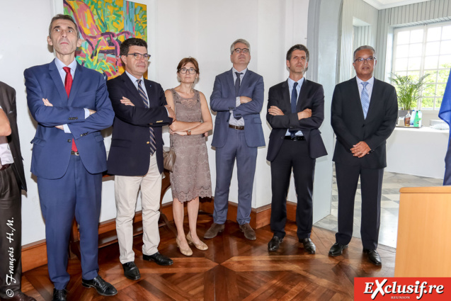 Eric Tuffery, procureur de la République, Maurice Barate, secrétaire général de la Préfecture (il a quitté son poste cette semaine), Christine Geoffroy, sous-préfète de Saint-Benoît, Vincent Lagoguey, sous-préfet de Saint-Pierre, Sébastien Audebert, directeur de cabinet du Préfet, et Cyrille Melchior, président du Département Eric Tuffery, procureur de la République, Maurice Barate, secrétaire général de la Préfecture (il a quitté son poste cette semaine), Christine Geoffroy, sous-préfète de Saint-Benoît, Vincent Lagoguey, sous-préfet de Saint-Pierre, Sébastien Audebert, directeur de cabinet du Préfet, et Cyrille Melchior, président du Département
